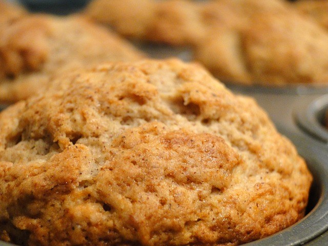 banana nut bread muffins 