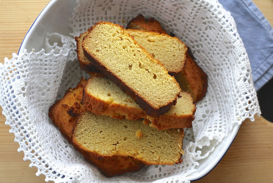 calories in bread