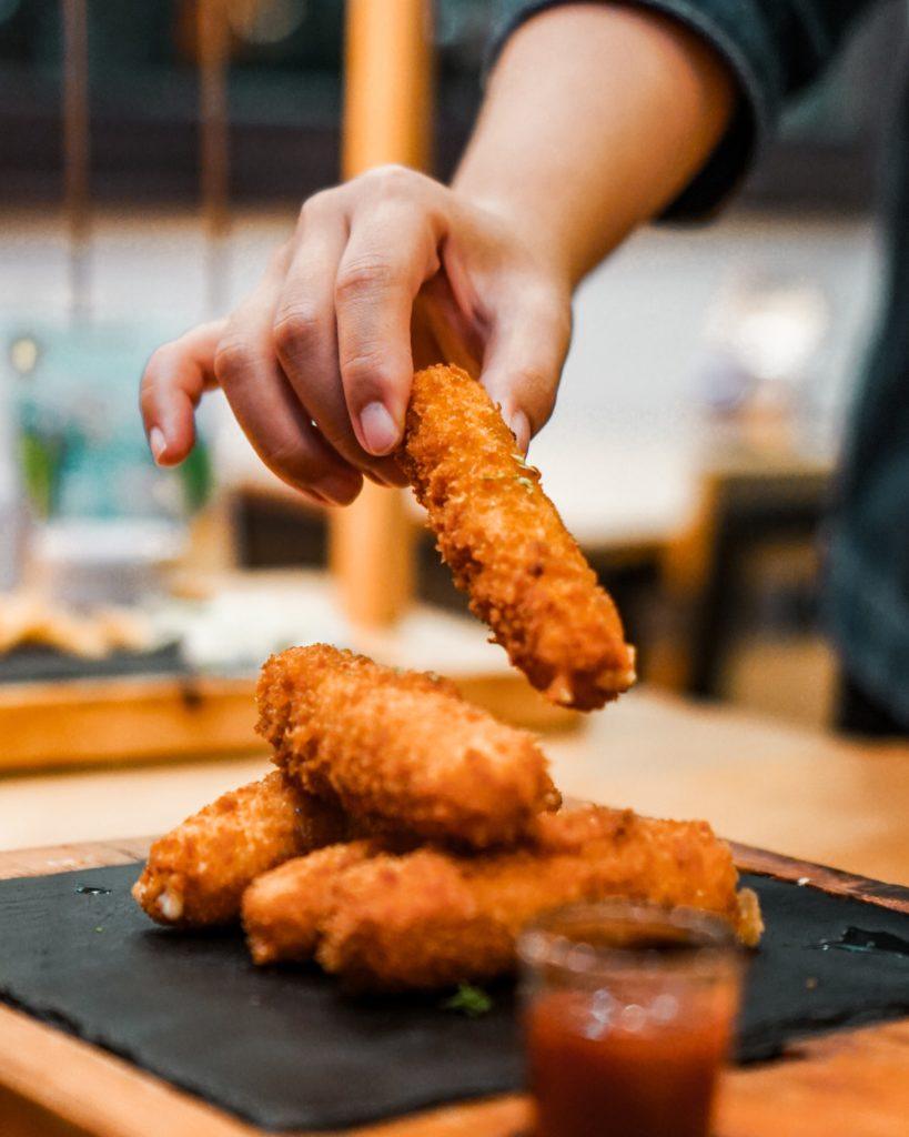 How to make panko bread crumbs