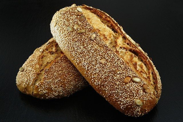 how to score bread