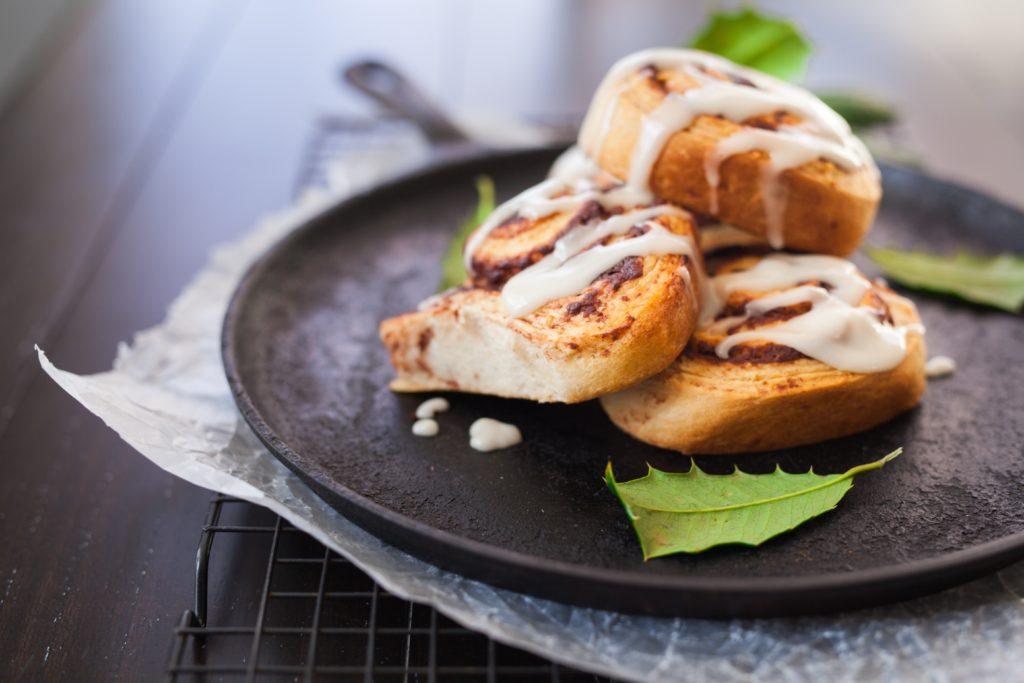 sourdough cinnamon rolls