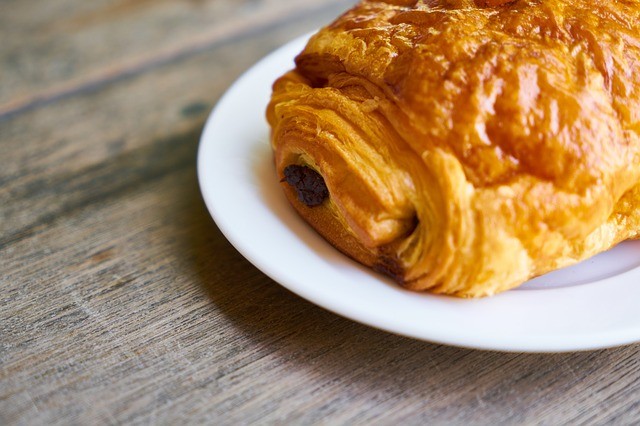 how to make pain au chocolat, a recipe