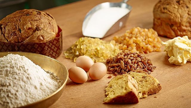 panettone bread