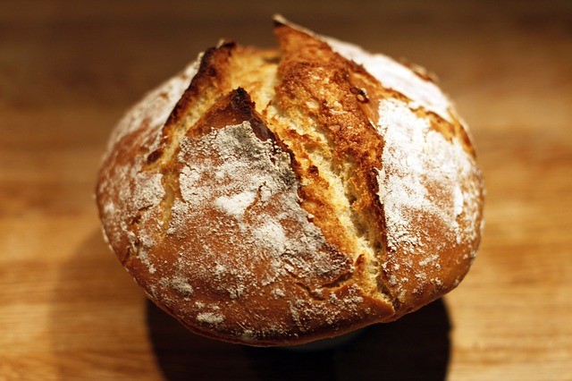 is spelt bread gluten free